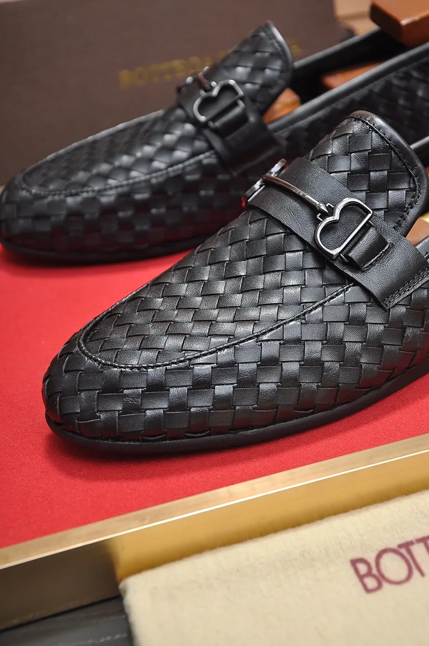 Men's shoes 💰460💶 [Botteg Venetta (BV)] (wallet shoes) exclusive new model official website new model The upper is made of high-quality top calfskin. Delicate feel and flowing luxurious texture. Tailored for refined men to create a noble aura. Delicate and regular Mark hand stitching. Smooth lines. Full sheepskin lining, comfortable to wash sweat. 38-44